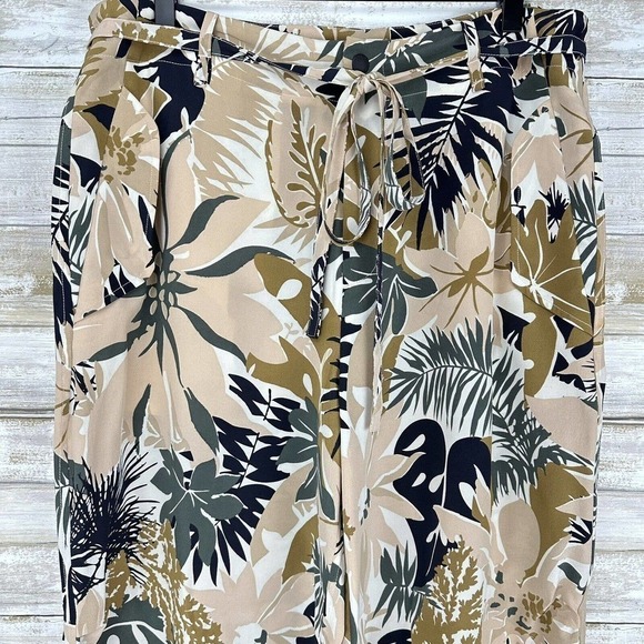 RAG & bone Size 10 Victoria Tropical Print 100% Silk Pants Wide Leg or Jogger - Picture 3 of 16